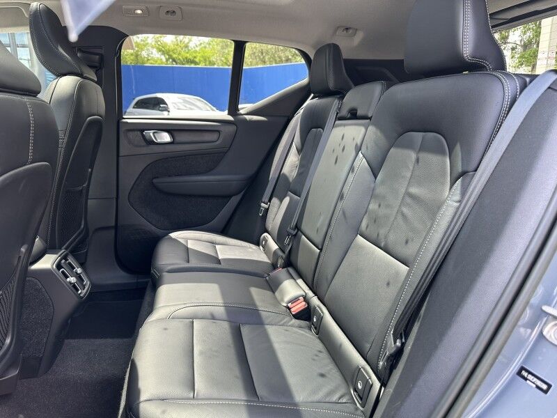 2023 Volvo XC40 Plus Bright Theme Jacksonville FL