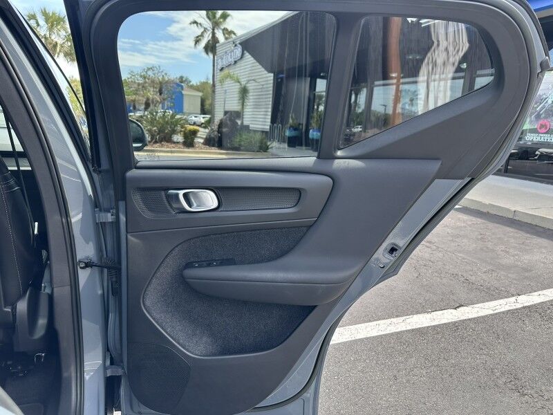 2023 Volvo XC40 Plus Bright Theme Jacksonville FL