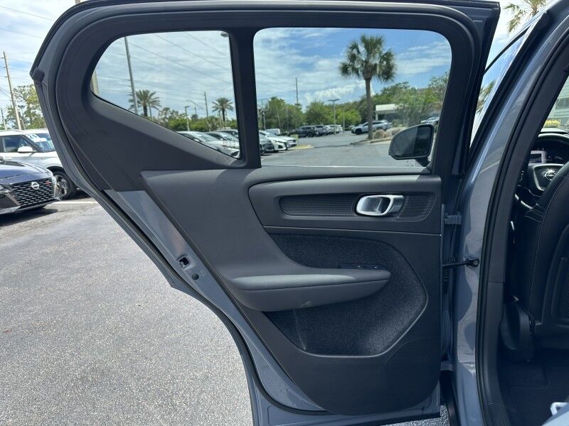 2023 Volvo XC40 Plus Bright Theme Jacksonville FL