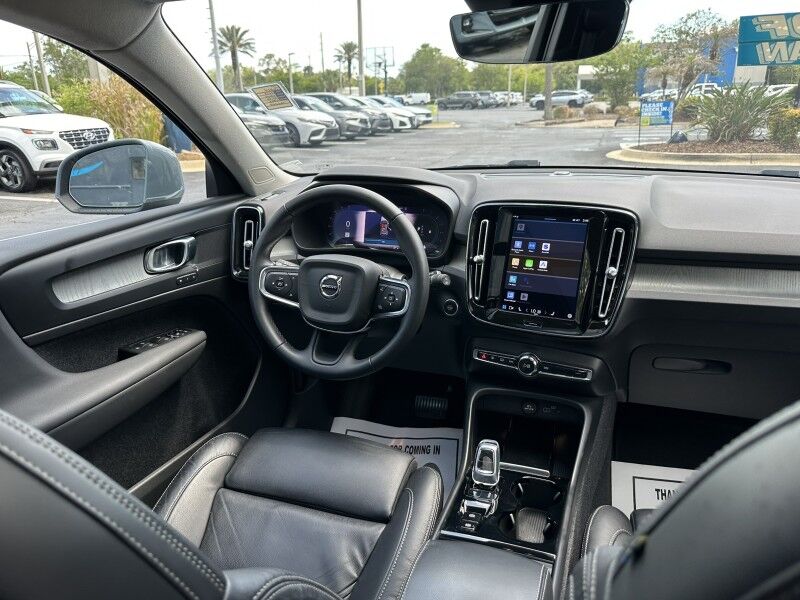 2023 Volvo XC40 Plus Bright Theme Jacksonville FL