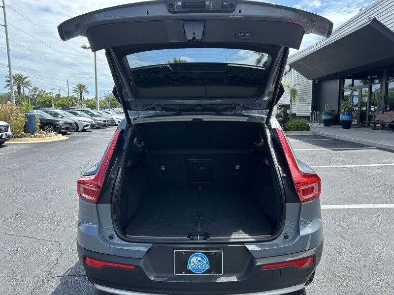2023 Volvo XC40 Plus Bright Theme Jacksonville FL