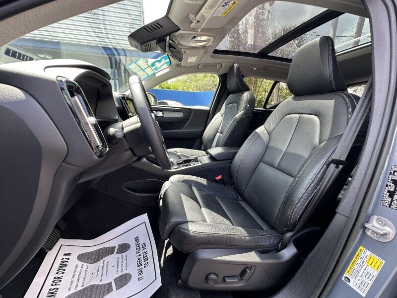 2023 Volvo XC40 Plus Bright Theme Jacksonville FL