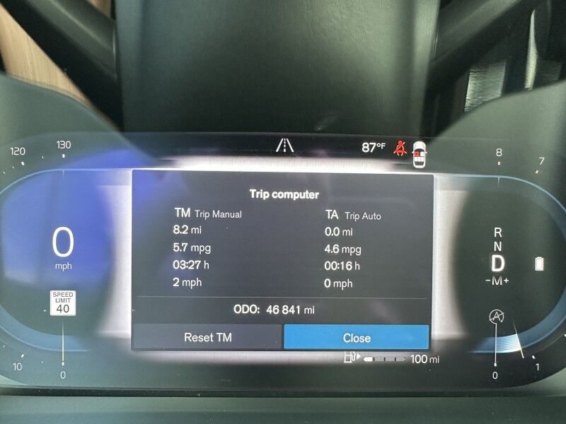 2023 Volvo XC40 Plus Bright Theme Jacksonville FL