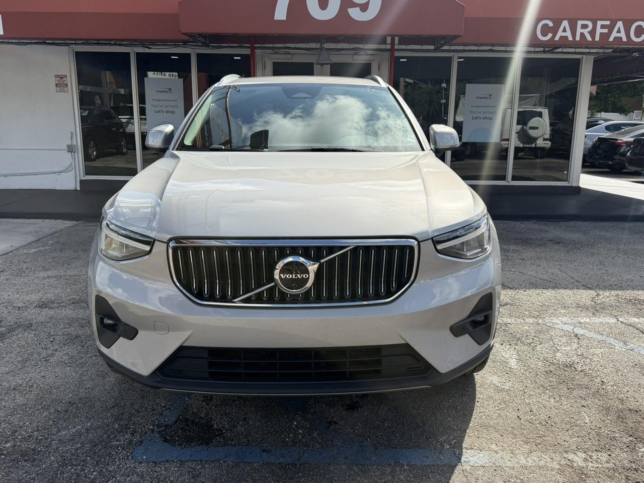 2023 Volvo XC40 Plus Bright Theme Miami FL