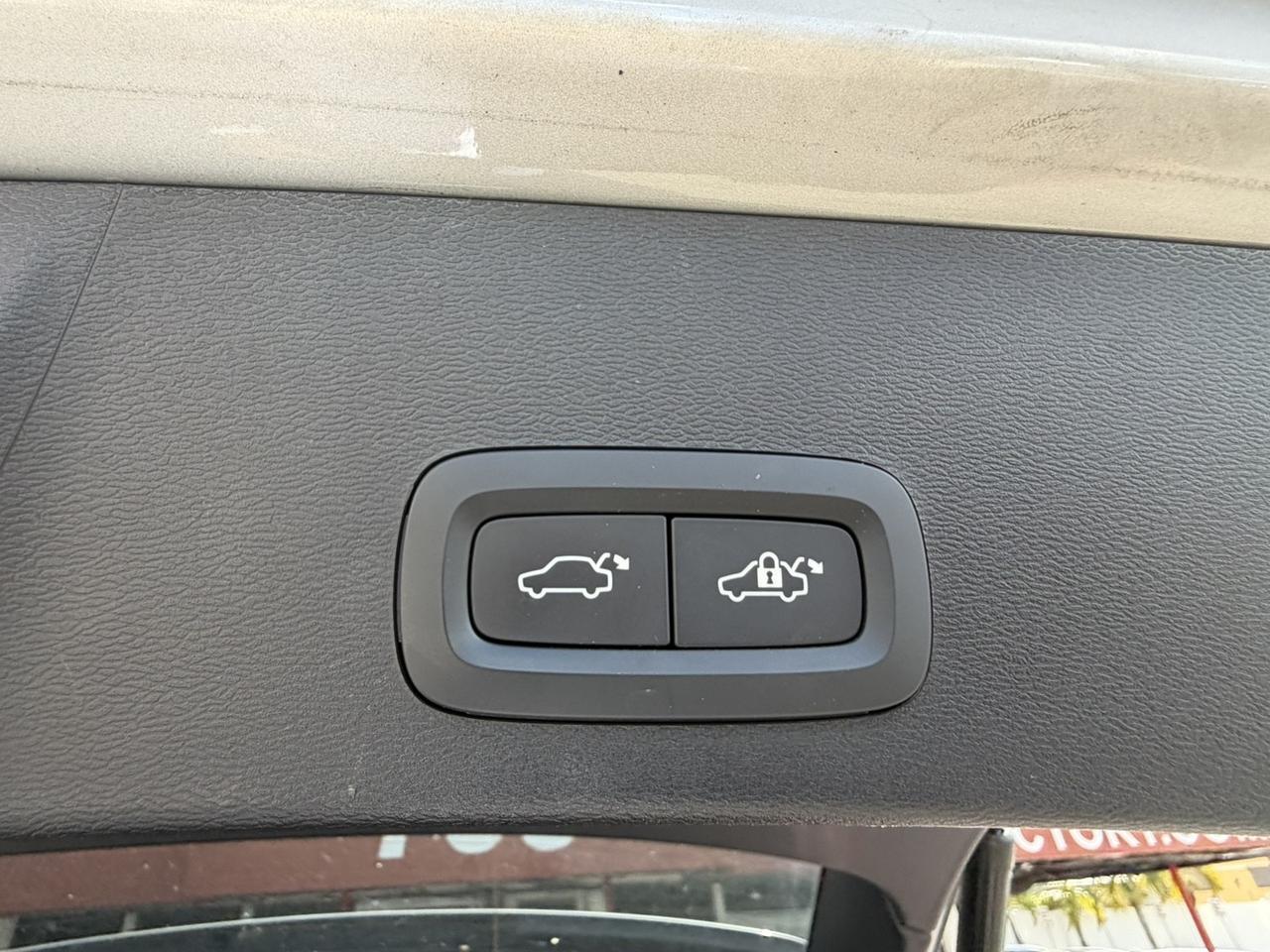 2023 Volvo XC40 Plus Bright Theme Miami FL