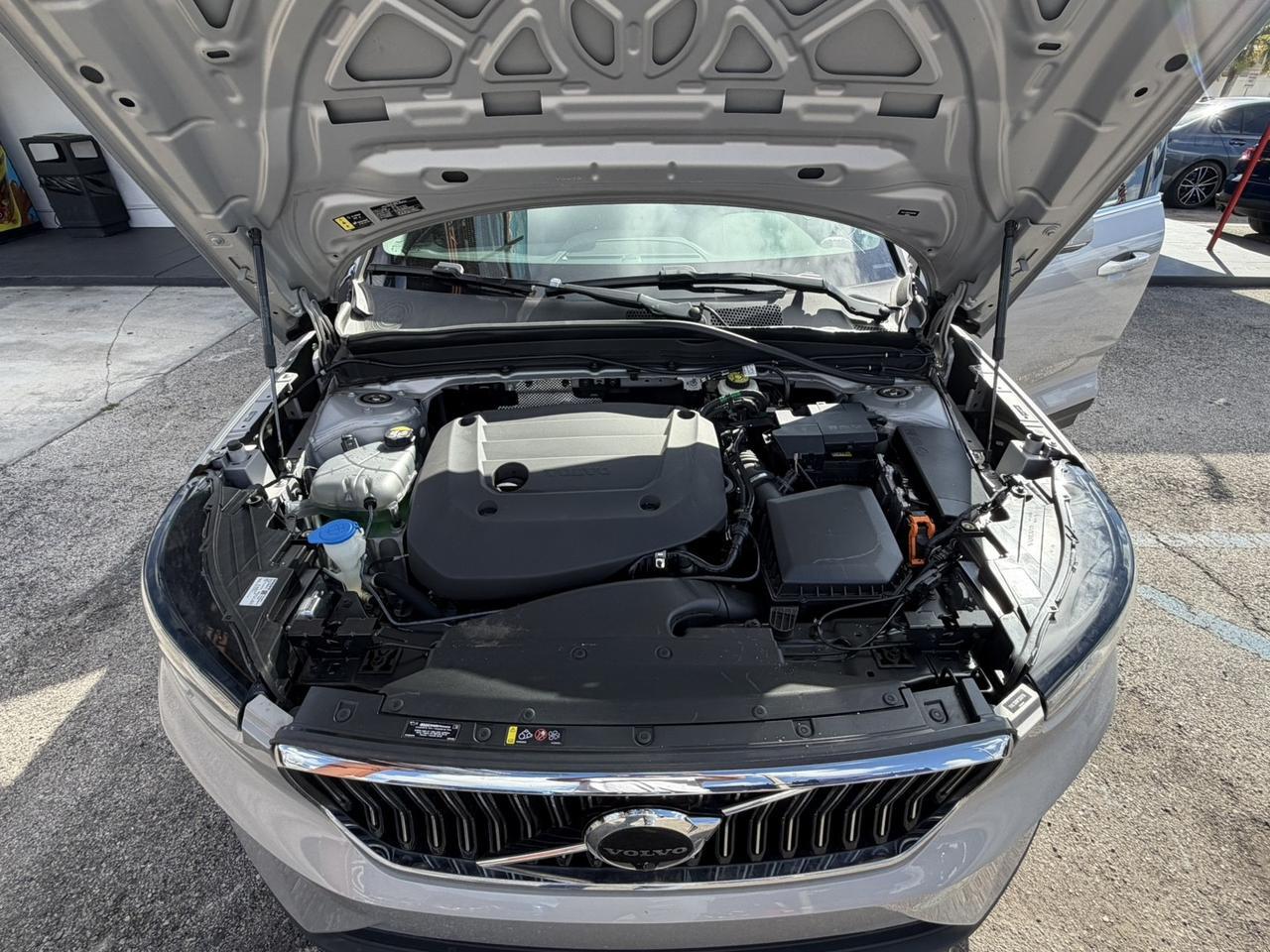2023 Volvo XC40 Plus Bright Theme Miami FL