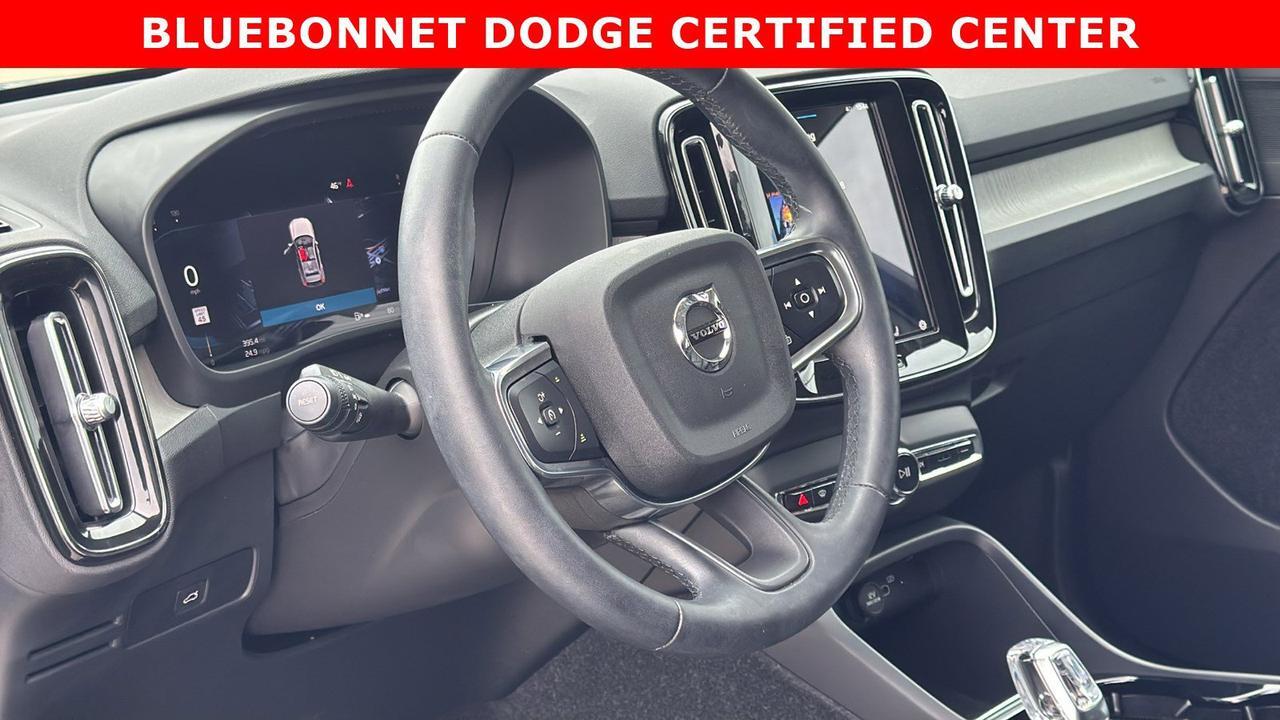 2023 Volvo XC40 Plus Bright Theme New Braunfels TX