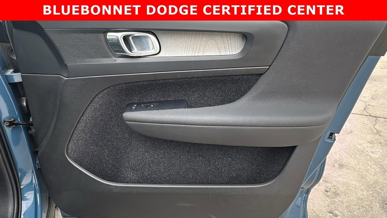 2023 Volvo XC40 Plus Bright Theme New Braunfels TX