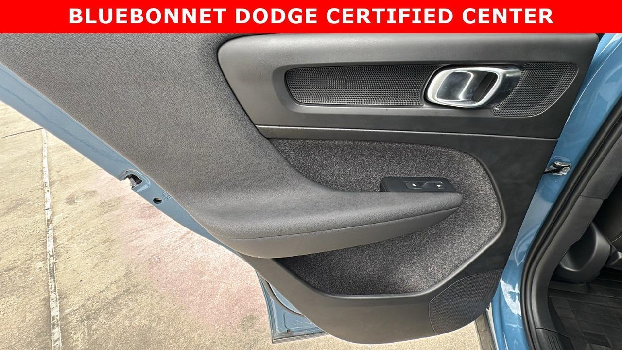 2023 Volvo XC40 Plus Bright Theme New Braunfels TX