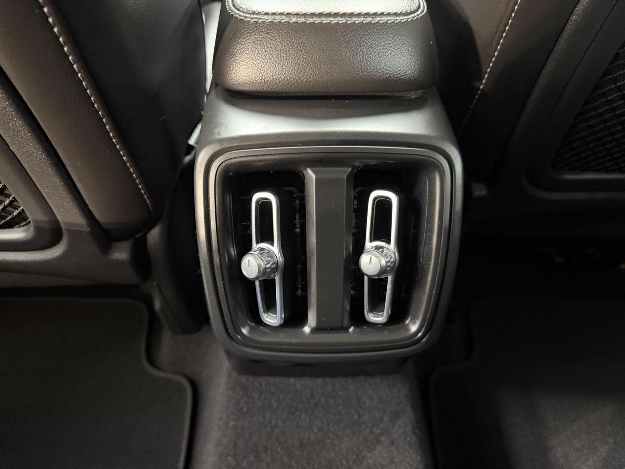 2023 Volvo XC40 Plus Bright Theme Annapolis MD