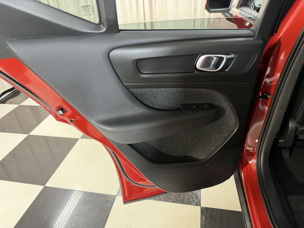 2023 Volvo XC40 Plus Bright Theme Annapolis MD