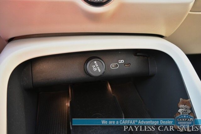 2023 Volvo XC40 Plus Dark Theme Anchorage AK