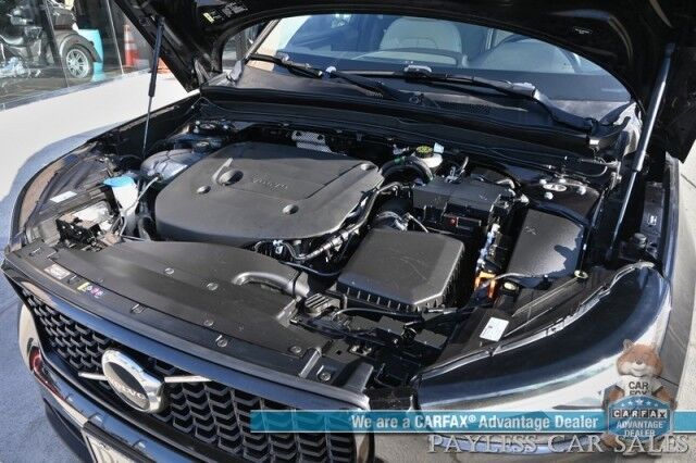 2023 Volvo XC40 Plus Dark Theme Anchorage AK