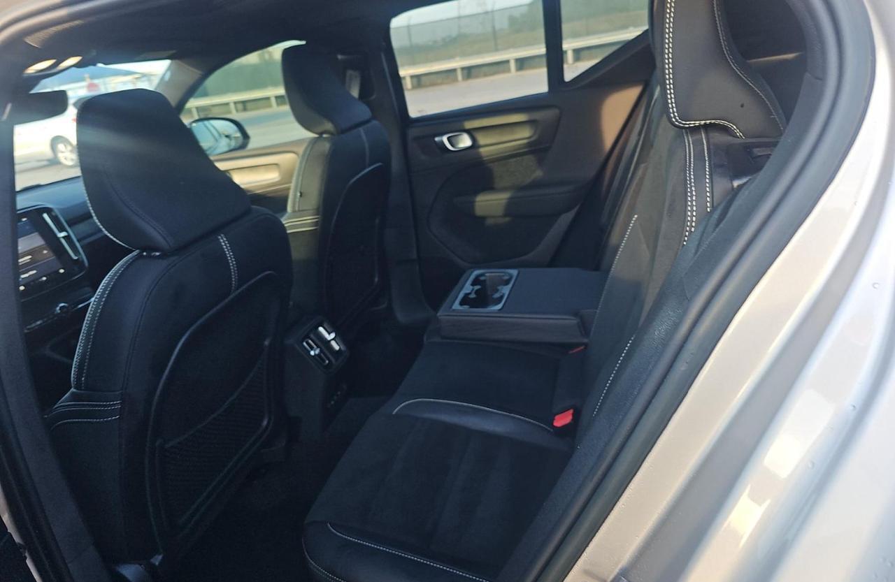 2023 Volvo XC40 Recharge P8 Twin Engine ULTIMATE w/Harman Kardon * Portland OR