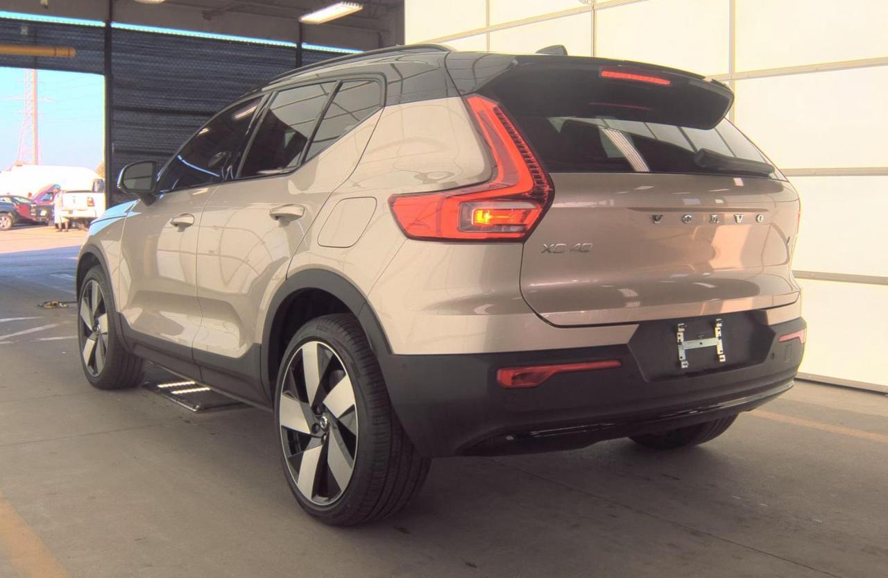 2023 Volvo XC40 Recharge P8 Twin Engine ULTIMATE w/Harman Kardon * Portland OR