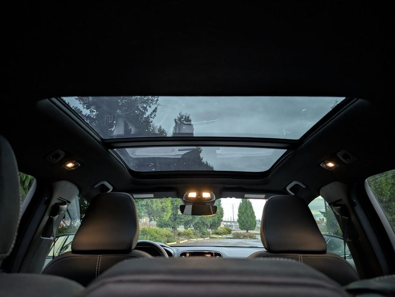 2023 Volvo XC40 Recharge P8 Twin Engine ULTIMATE w/Harman Kardon, Pilot Assist, 360 Cam, 4 Heated Seats & Wheel Portland OR