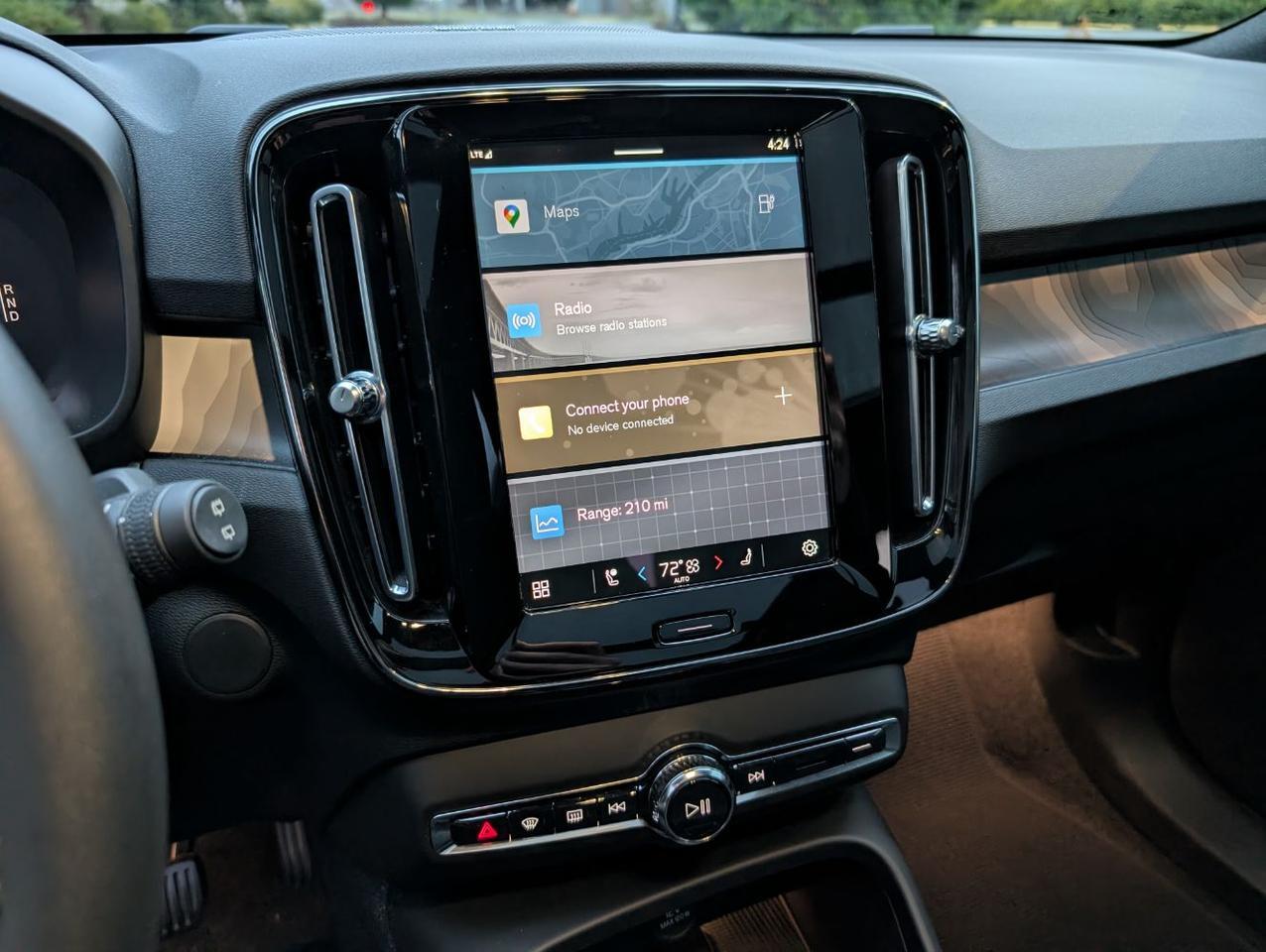 2023 Volvo XC40 Recharge P8 Twin Engine ULTIMATE w/Harman Kardon, Pilot Assist, 360 Cam, 4 Heated Seats & Wheel Portland OR