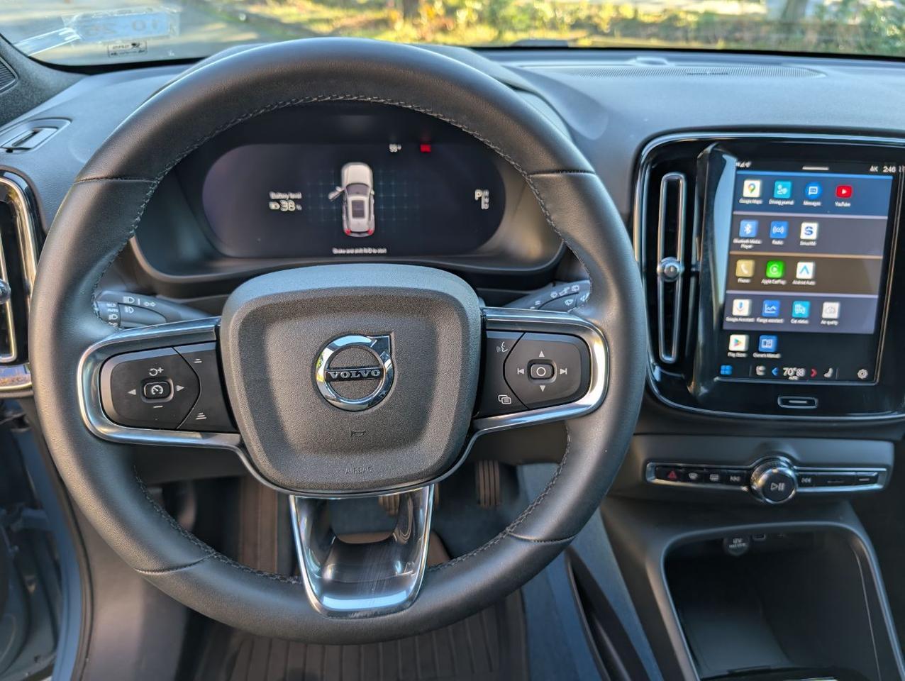 2023 Volvo XC40 Recharge P8 Twin ULTIMATE – Harman Kardon Audio, 360 View, Pilot Assist, All Heated Luxury Seats & Wheel Portland OR