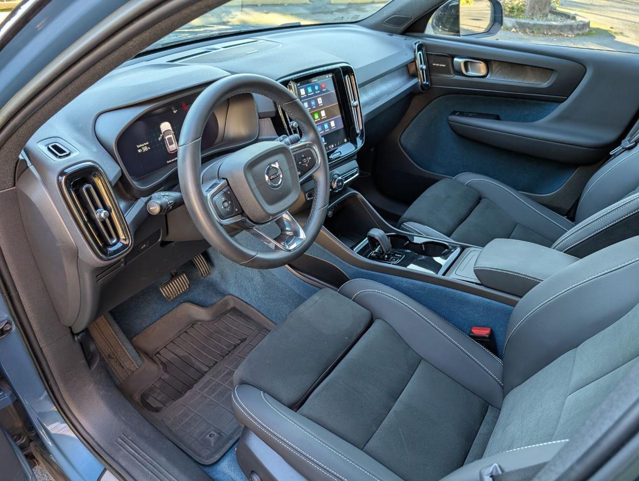 2023 Volvo XC40 Recharge P8 Twin ULTIMATE – Harman Kardon Audio, 360 View, Pilot Assist, All Heated Luxury Seats & Wheel Portland OR