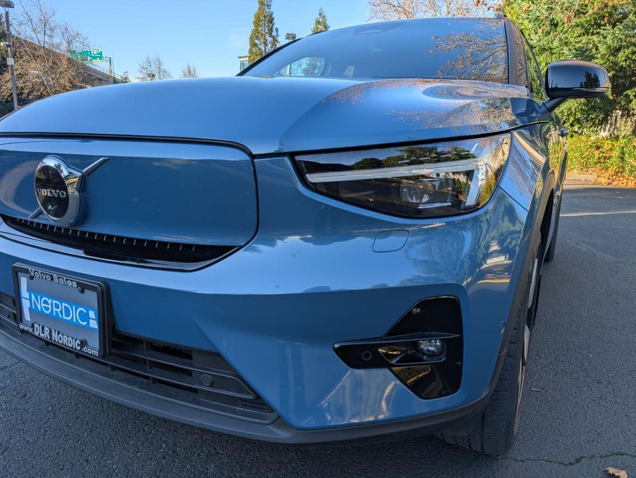 2023 Volvo XC40 Recharge P8 Twin ULTIMATE – Harman Kardon Audio, 360 View, Pilot Assist, All Heated Luxury Seats & Wheel Portland OR