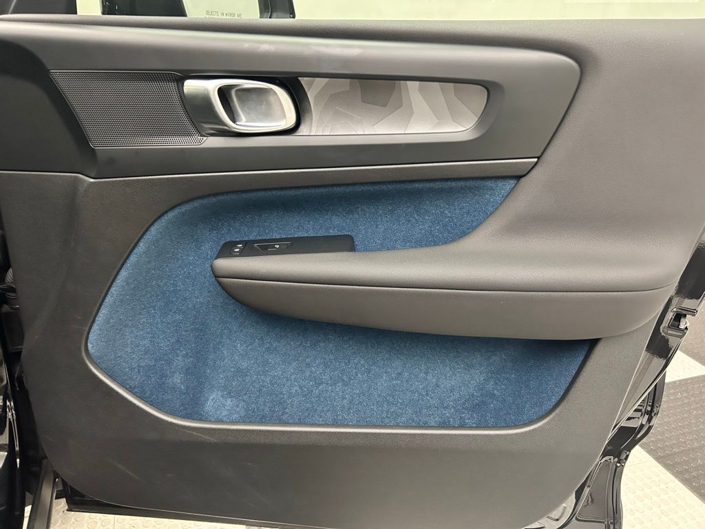 2023 Volvo XC40 Recharge Pure Electric Twin Plus Portland OR