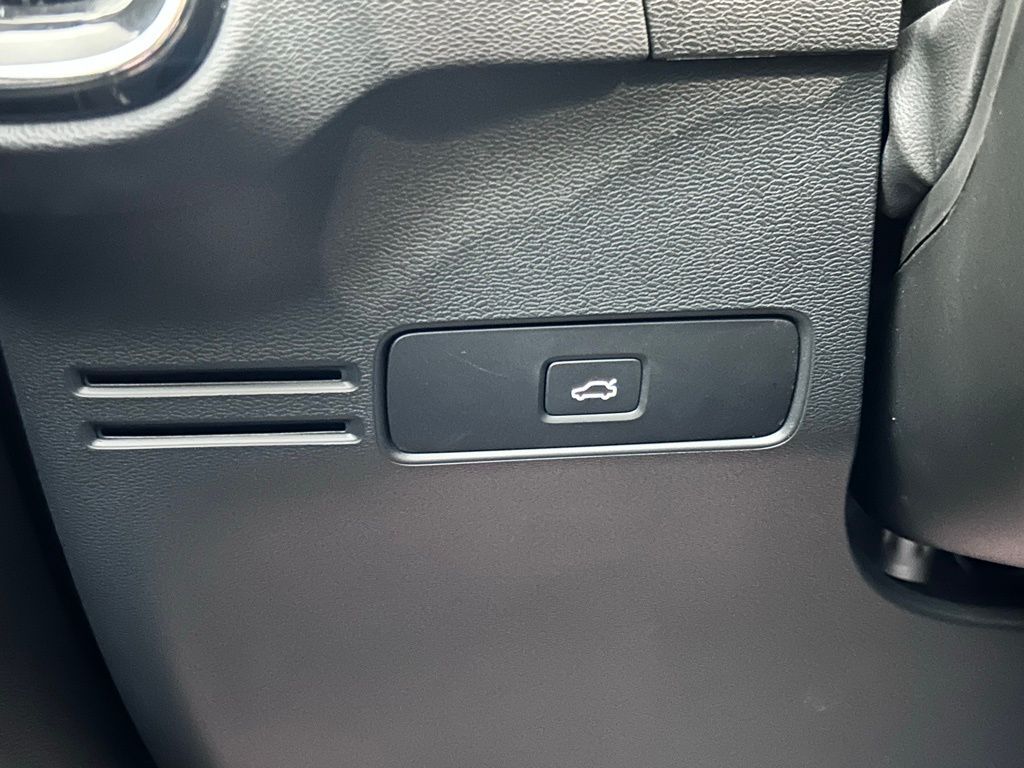 2023 Volvo XC40 Recharge Pure Electric Twin Plus Portland OR