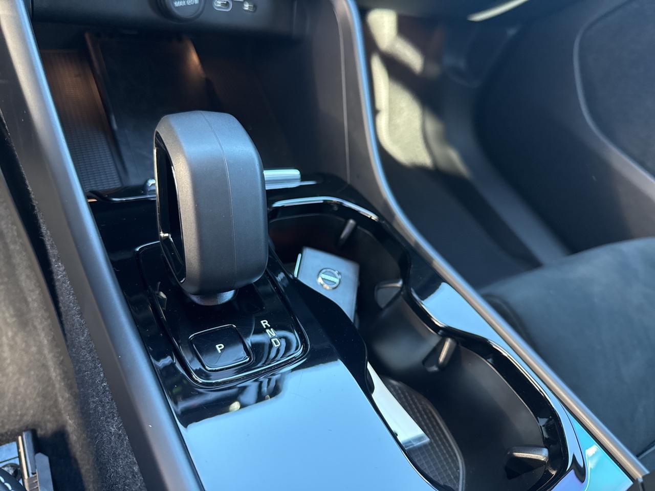 2023 Volvo XC40 Recharge Pure Electric Twin Plus Bend OR