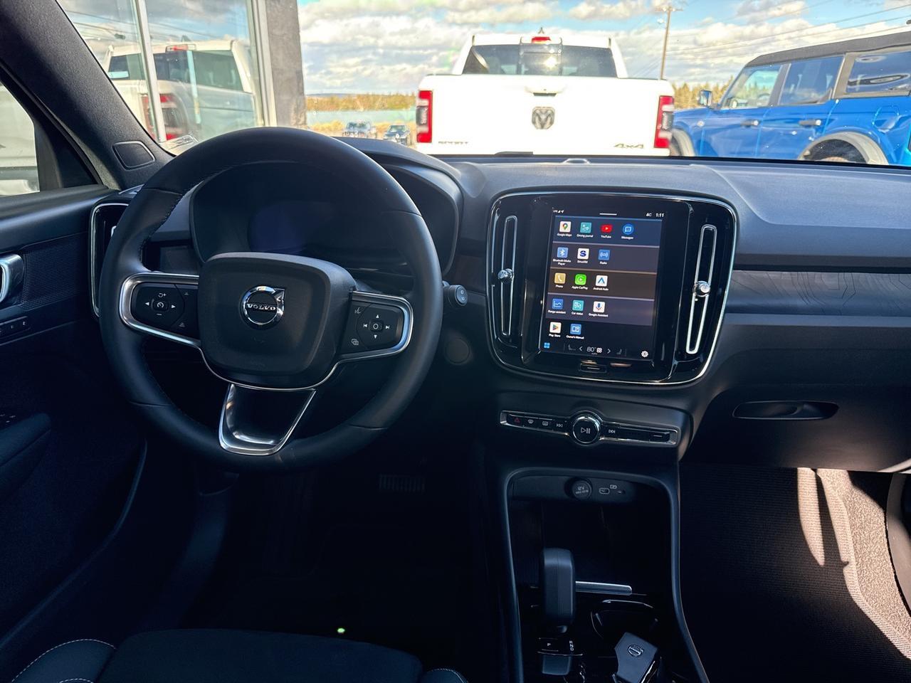 2023 Volvo XC40 Recharge Pure Electric Twin Plus Bend OR