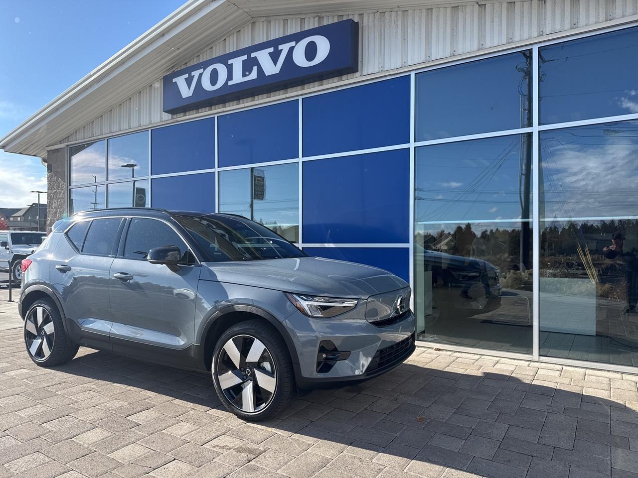 2023 Volvo XC40 Recharge Pure Electric Twin Plus