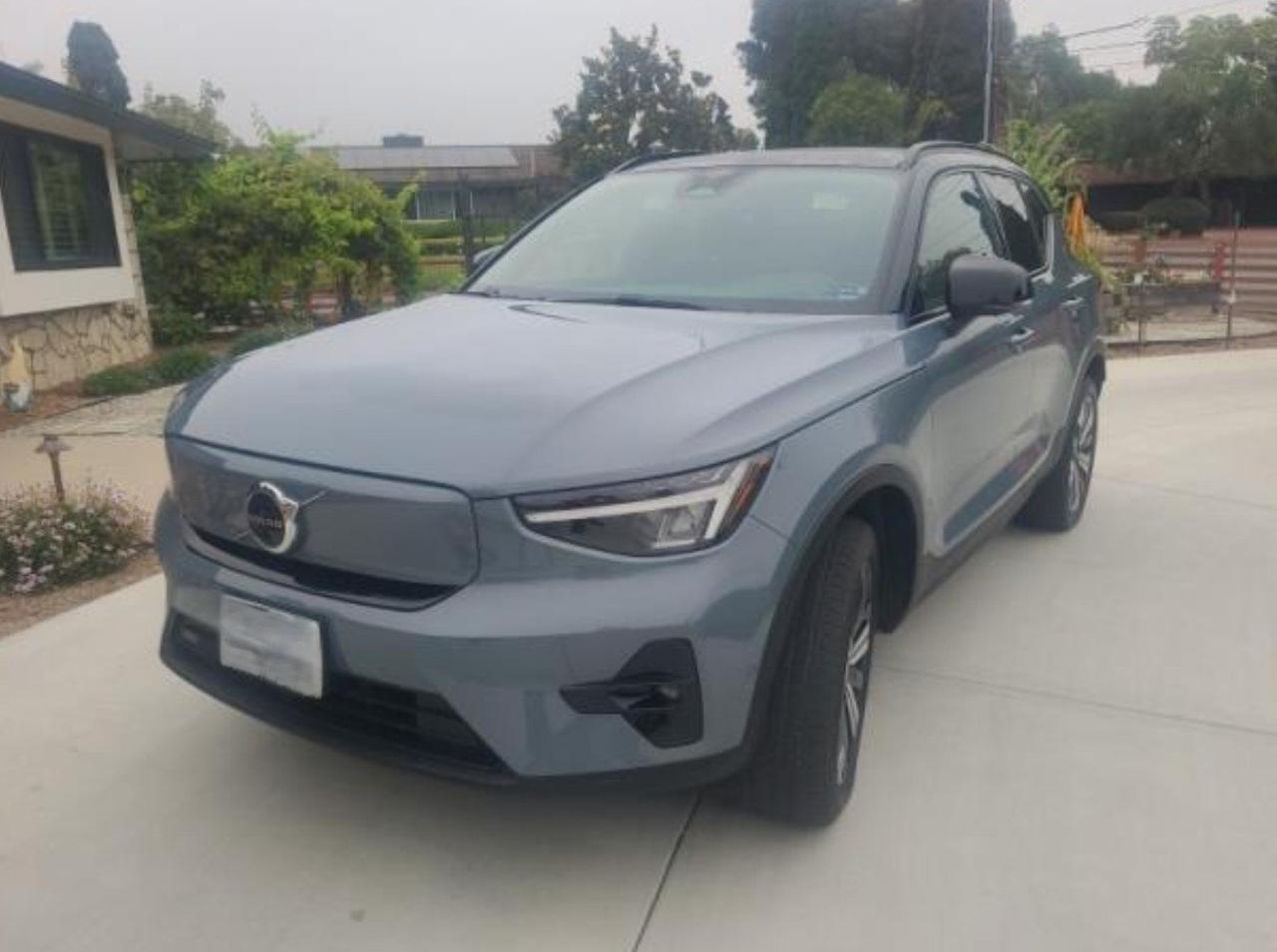 2023 Volvo XC40 Recharge Pure Electric Twin Plus Bend OR
