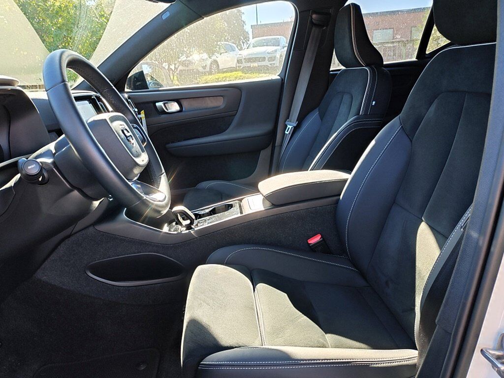 2023 Volvo XC40 Recharge Pure Electric Twin Plus Hunt Valley MD
