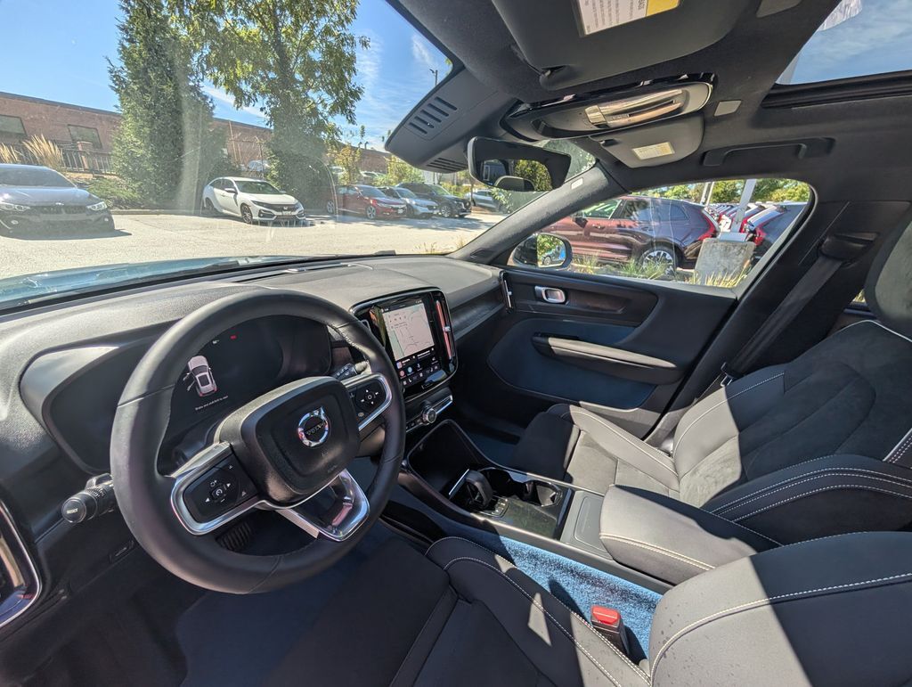 2023 Volvo XC40 Recharge Pure Electric Twin Plus Hunt Valley MD