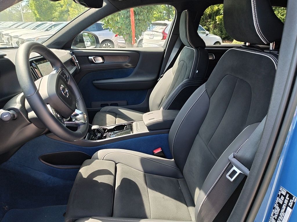 2023 Volvo XC40 Recharge Pure Electric Twin Plus Hunt Valley MD
