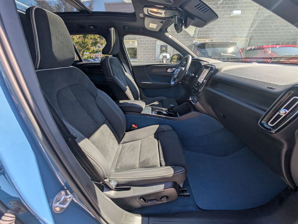 2023 Volvo XC40 Recharge Pure Electric Twin Plus Hunt Valley MD