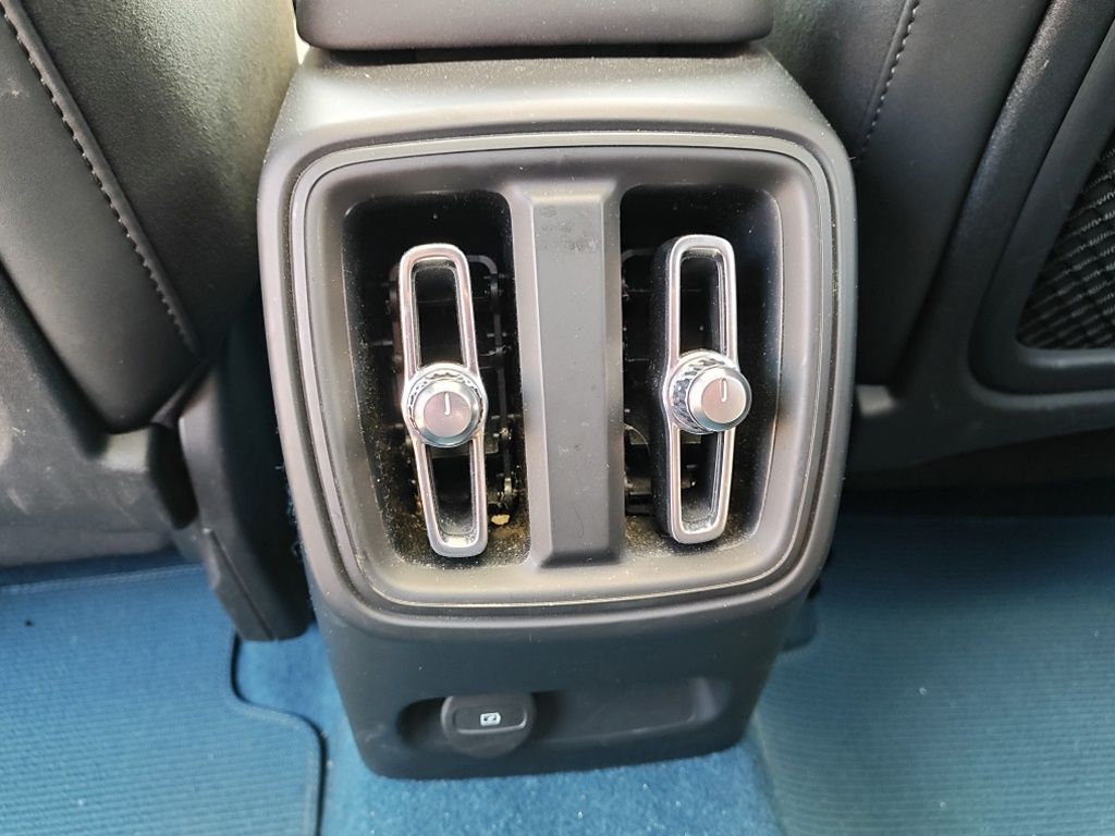 2023 Volvo XC40 Recharge Pure Electric Twin Plus Hunt Valley MD