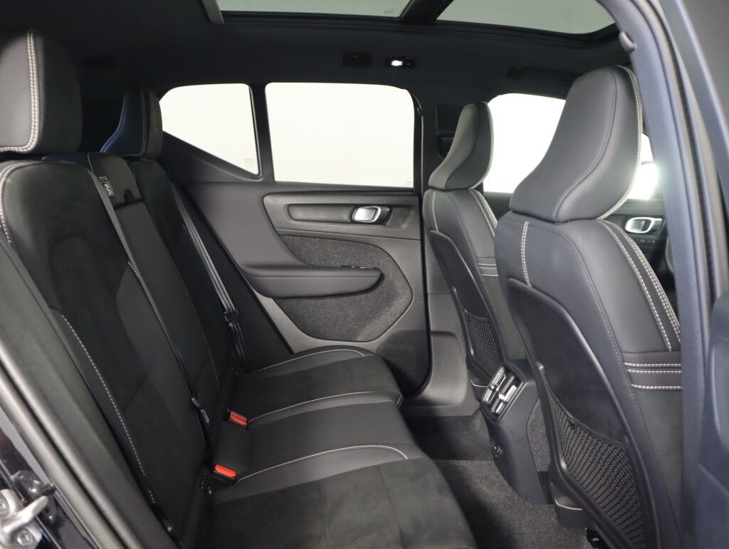 2023 Volvo XC40 Recharge Pure Electric Twin eAWD Plus Maumee OH