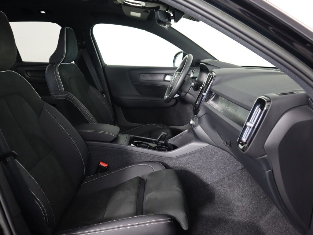 2023 Volvo XC40 Recharge Pure Electric Twin eAWD Plus Maumee OH