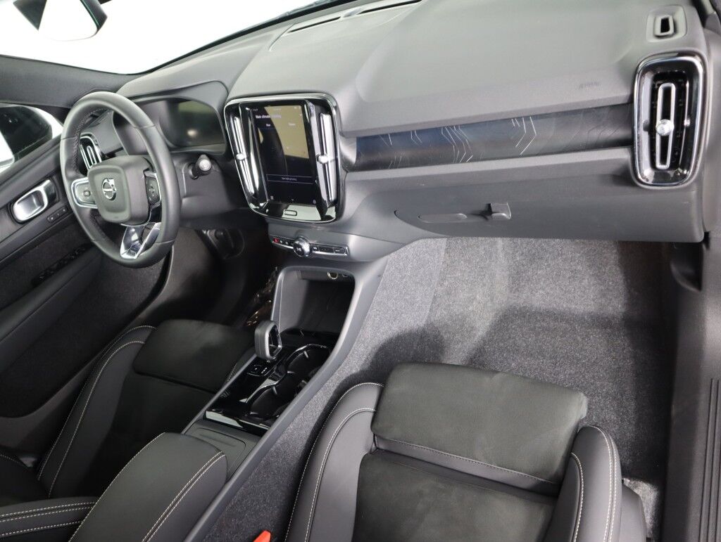 2023 Volvo XC40 Recharge Pure Electric Twin eAWD Plus Maumee OH