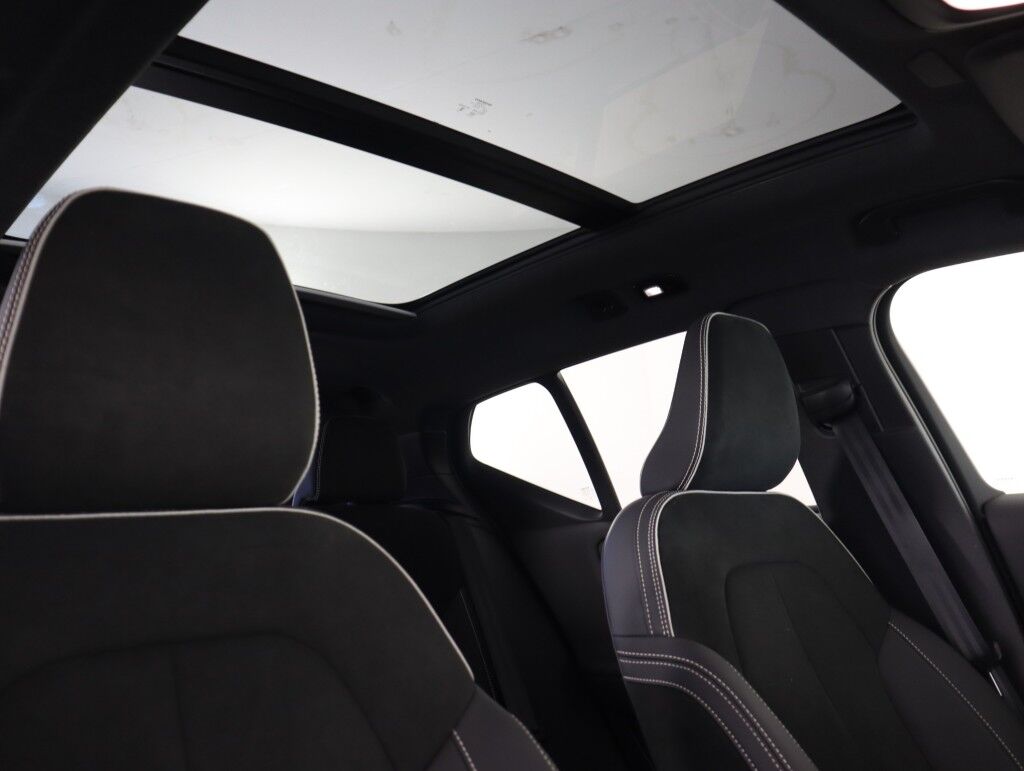 2023 Volvo XC40 Recharge Pure Electric Twin eAWD Plus Maumee OH
