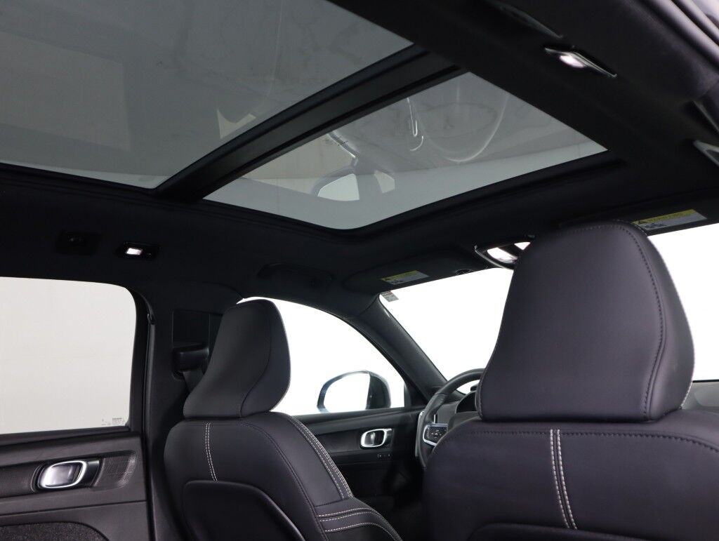 2023 Volvo XC40 Recharge Pure Electric Twin eAWD Plus Maumee OH