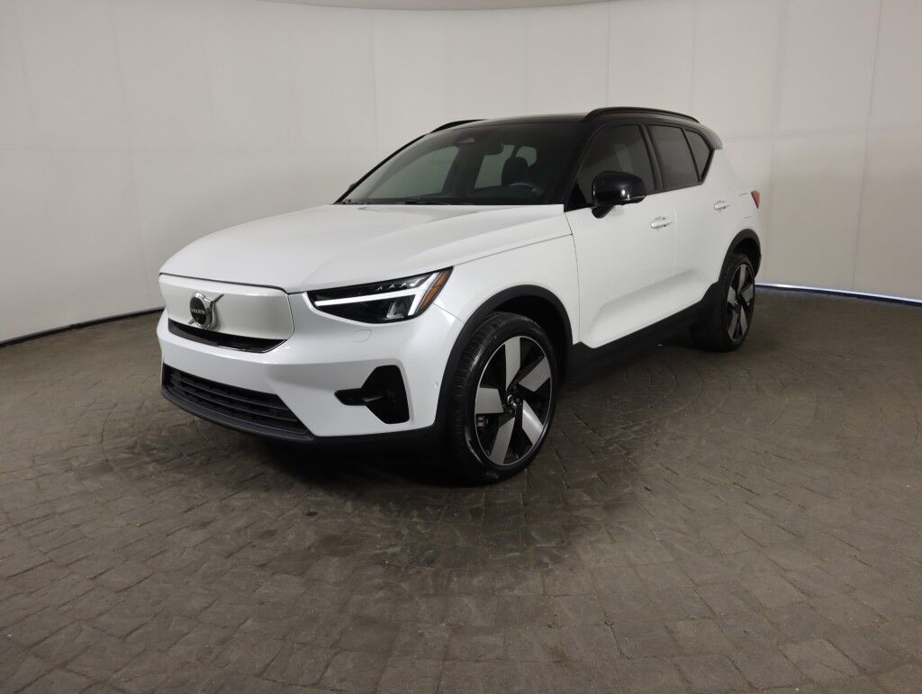 2023 Volvo XC40 Recharge Pure Electric Twin eAWD Ultimate Maumee OH