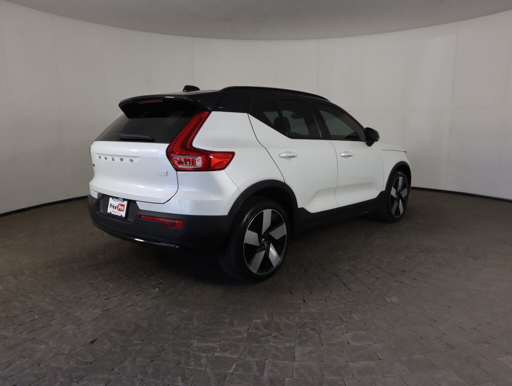 2023 Volvo XC40 Recharge Pure Electric Twin eAWD Ultimate Maumee OH