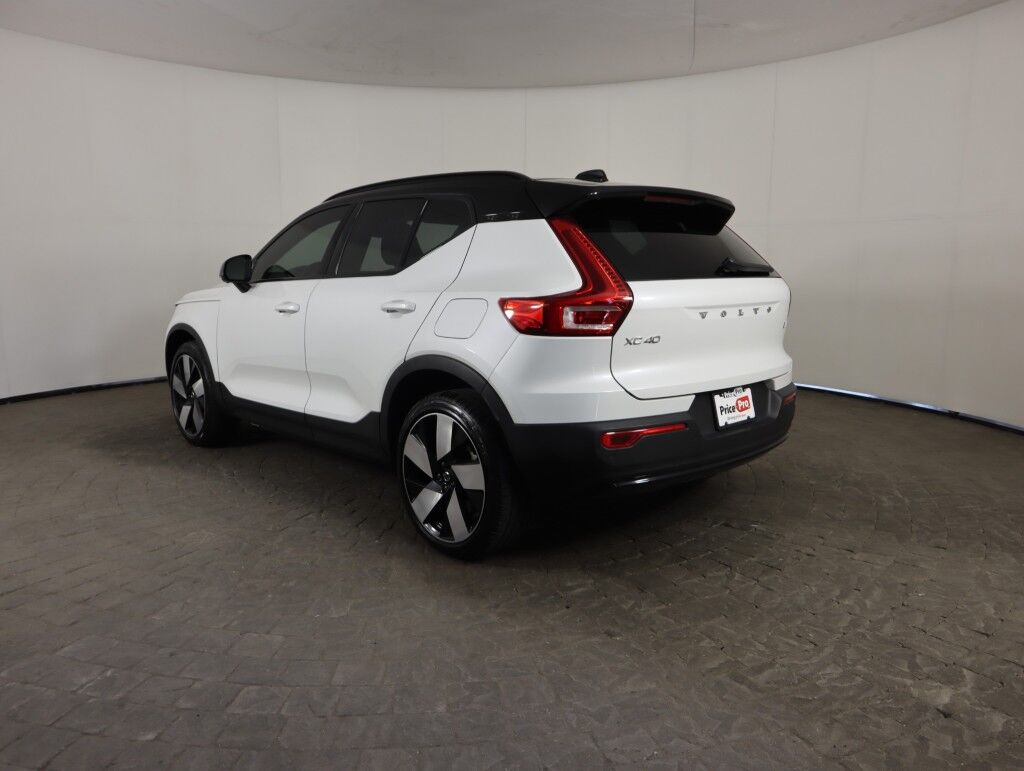 2023 Volvo XC40 Recharge Pure Electric Twin eAWD Ultimate Maumee OH