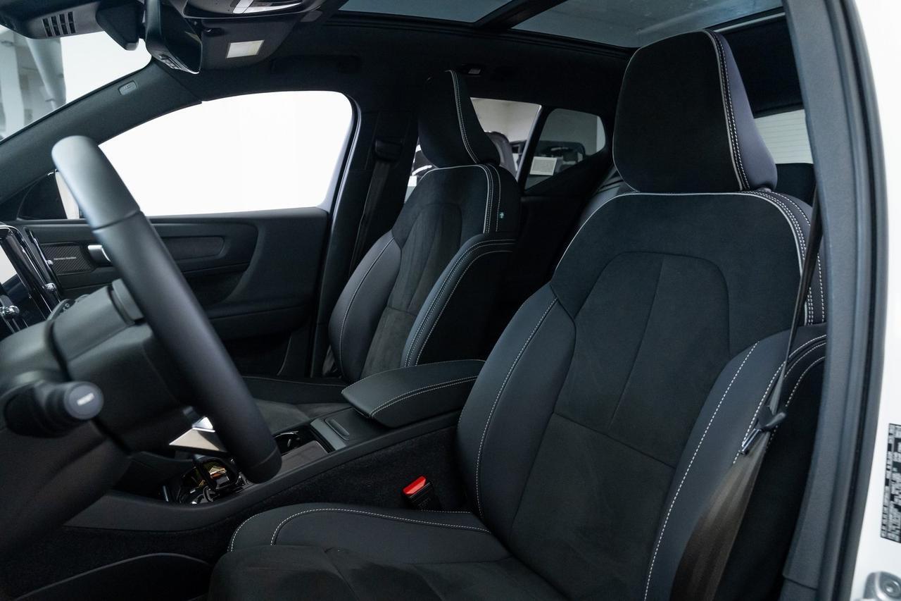 2023 Volvo XC40 Recharge Pure Electric Ultimate 1 Owner Adaptive Cruise Pilot Assist Portland OR