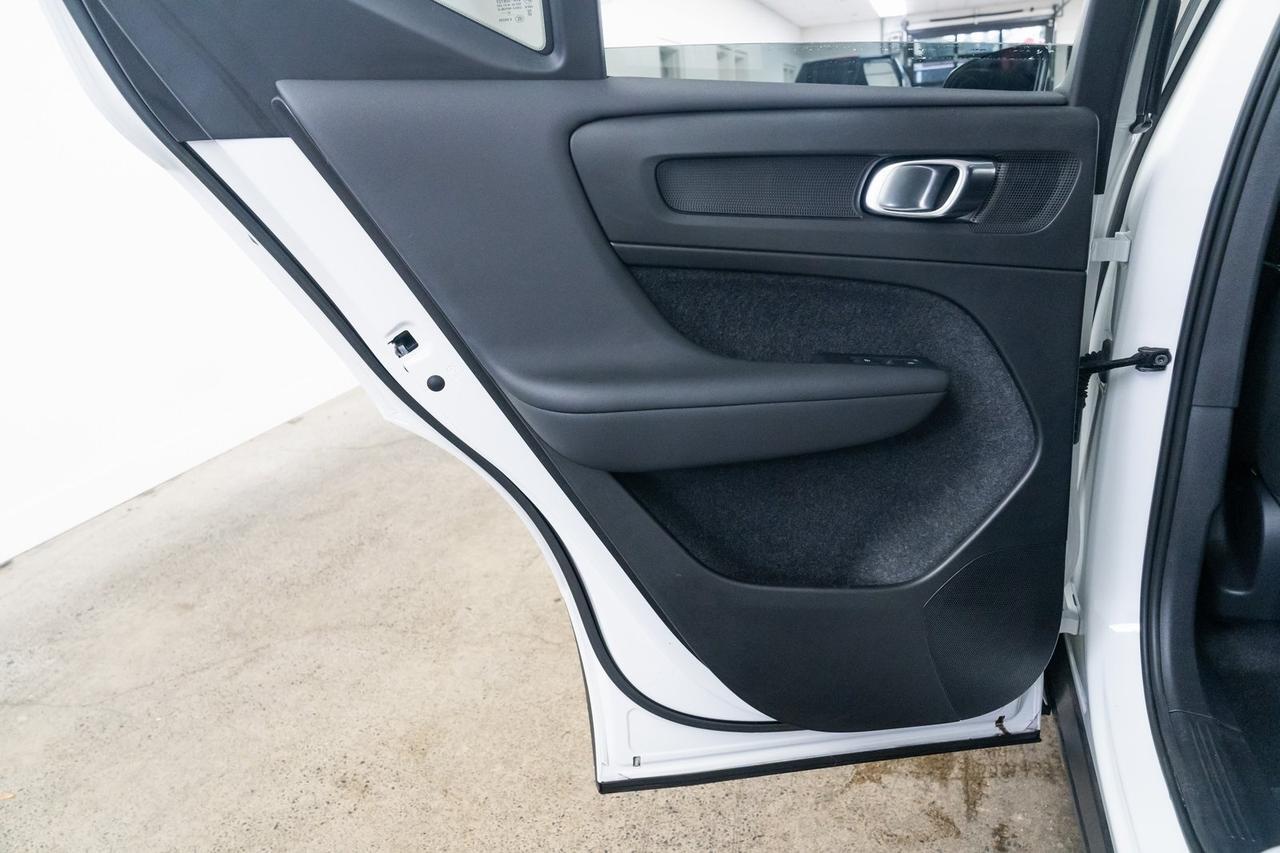 2023 Volvo XC40 Recharge Pure Electric Ultimate 1 Owner Adaptive Cruise Pilot Assist Portland OR