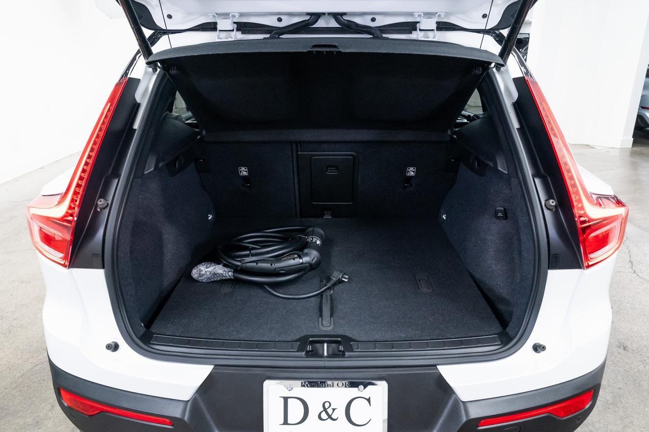 2023 Volvo XC40 Recharge Pure Electric Ultimate 1 Owner Adaptive Cruise Pilot Assist Portland OR
