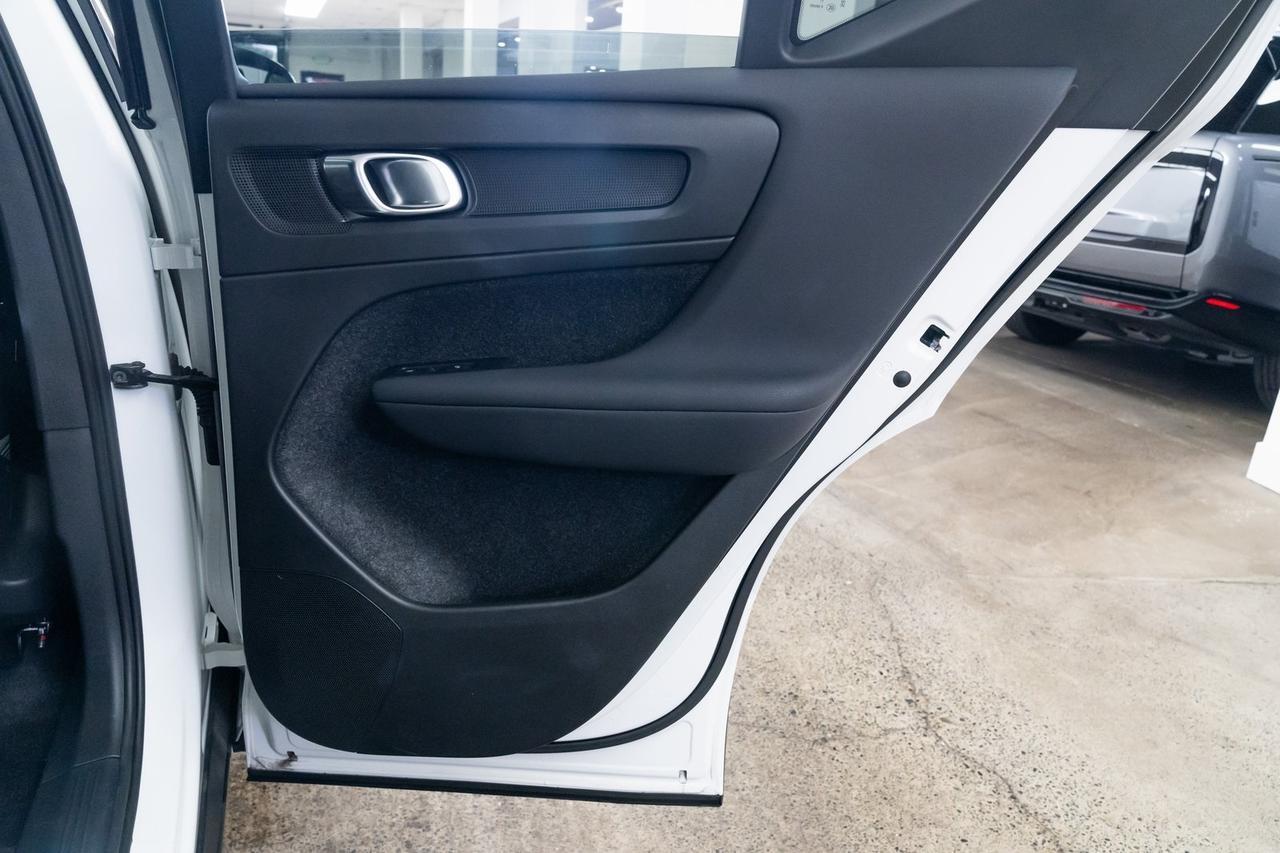 2023 Volvo XC40 Recharge Pure Electric Ultimate 1 Owner Adaptive Cruise Pilot Assist Portland OR