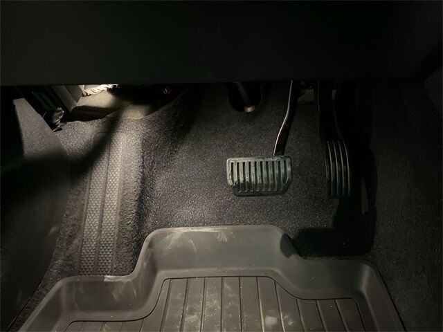 2023 Volvo XC40 Recharge Pure Electric Ultimate Dallas TX