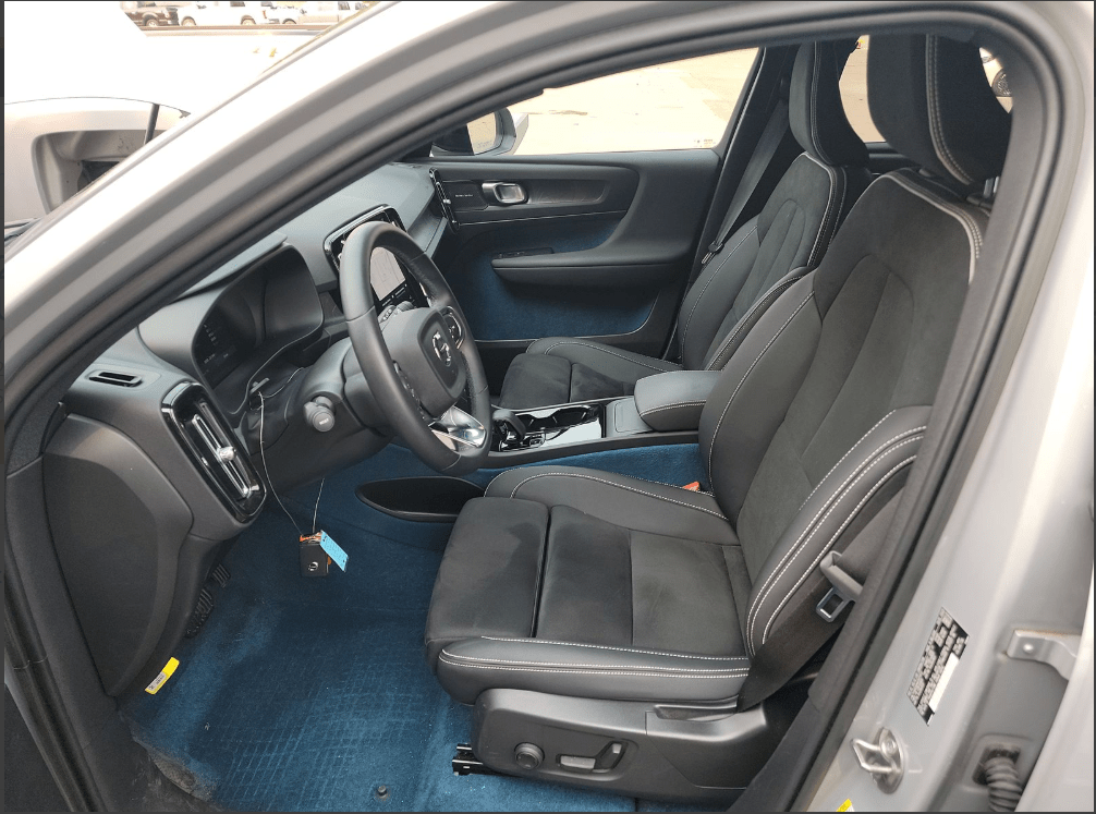 2023 Volvo XC40 Recharge Pure Electric Ultimate Bend OR