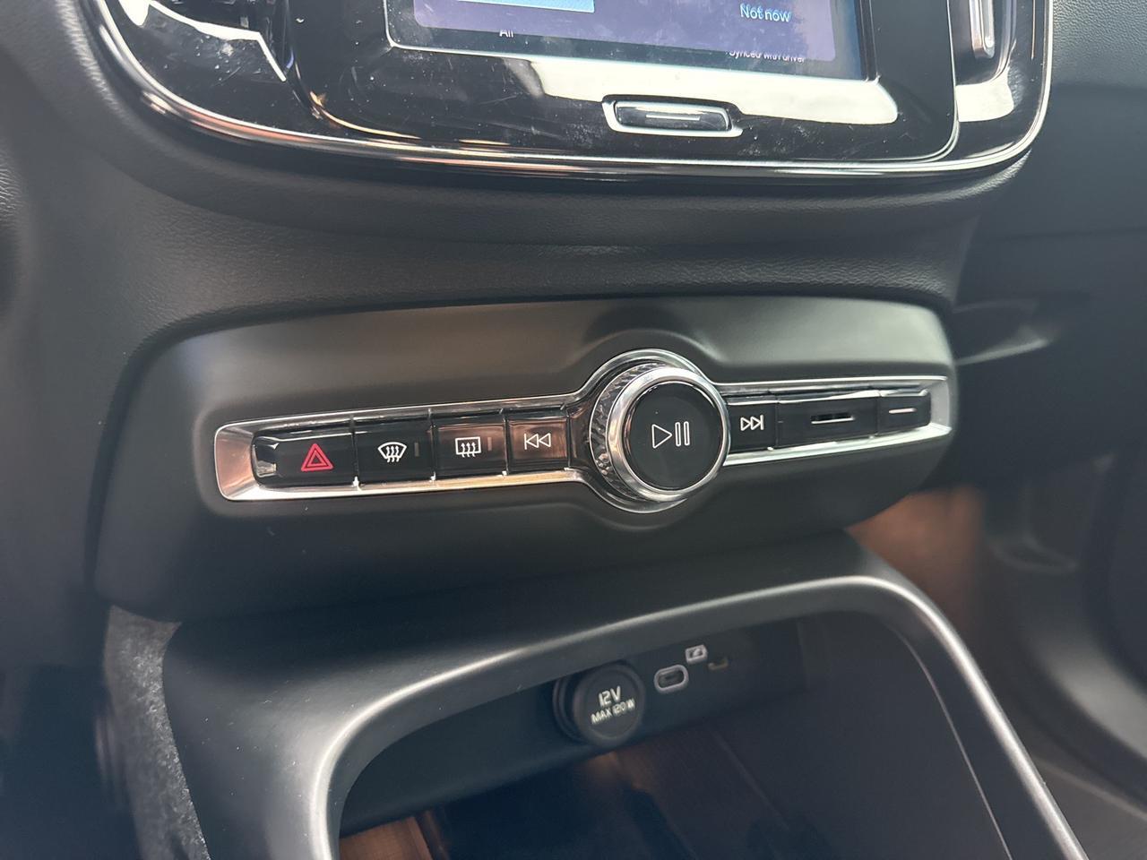 2023 Volvo XC40 Recharge Pure Electric Ultimate Bend OR